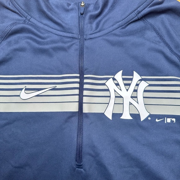 NY Yankees Quarter Zip - Picture 4 of 4